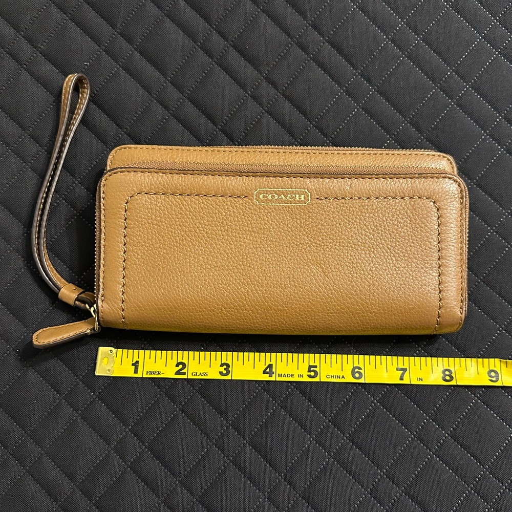 Coach • double zipper wallet